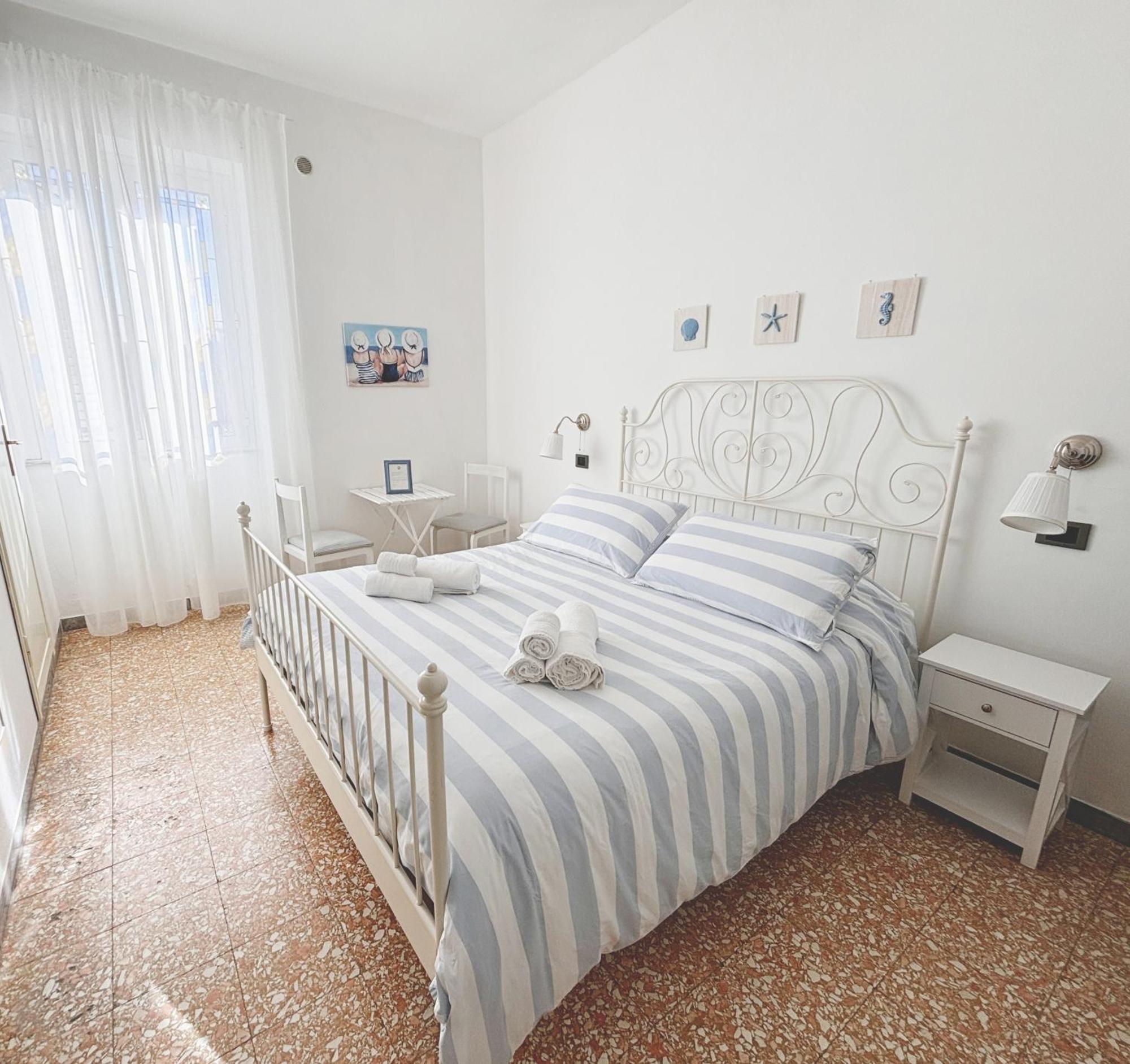 Bed and Breakfast A Casa Di Mario E Nene à Viareggio Extérieur photo